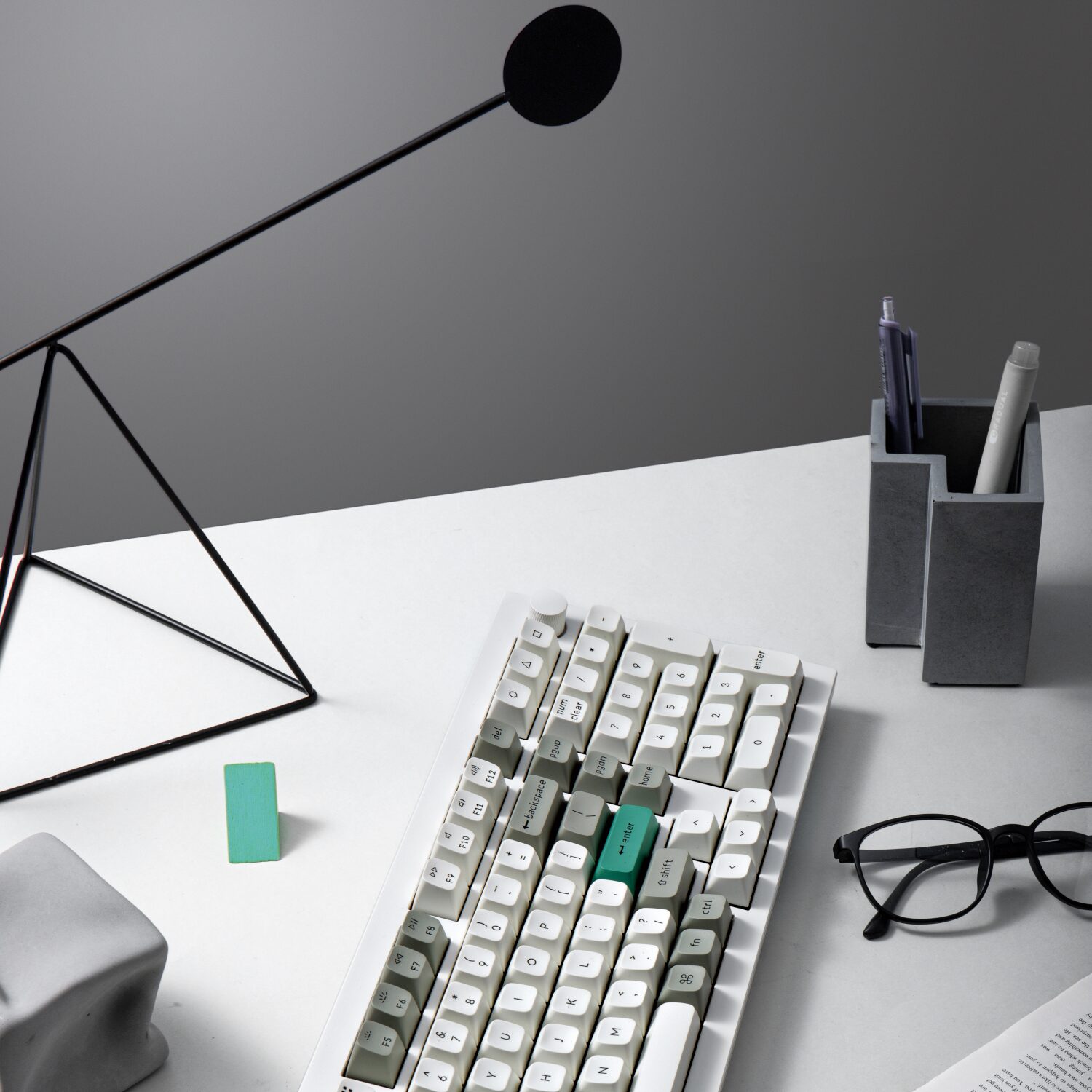 Keychron Q5M-P1 QMK/VIA Wireless Custom Keyboard - Shell White - Image 6