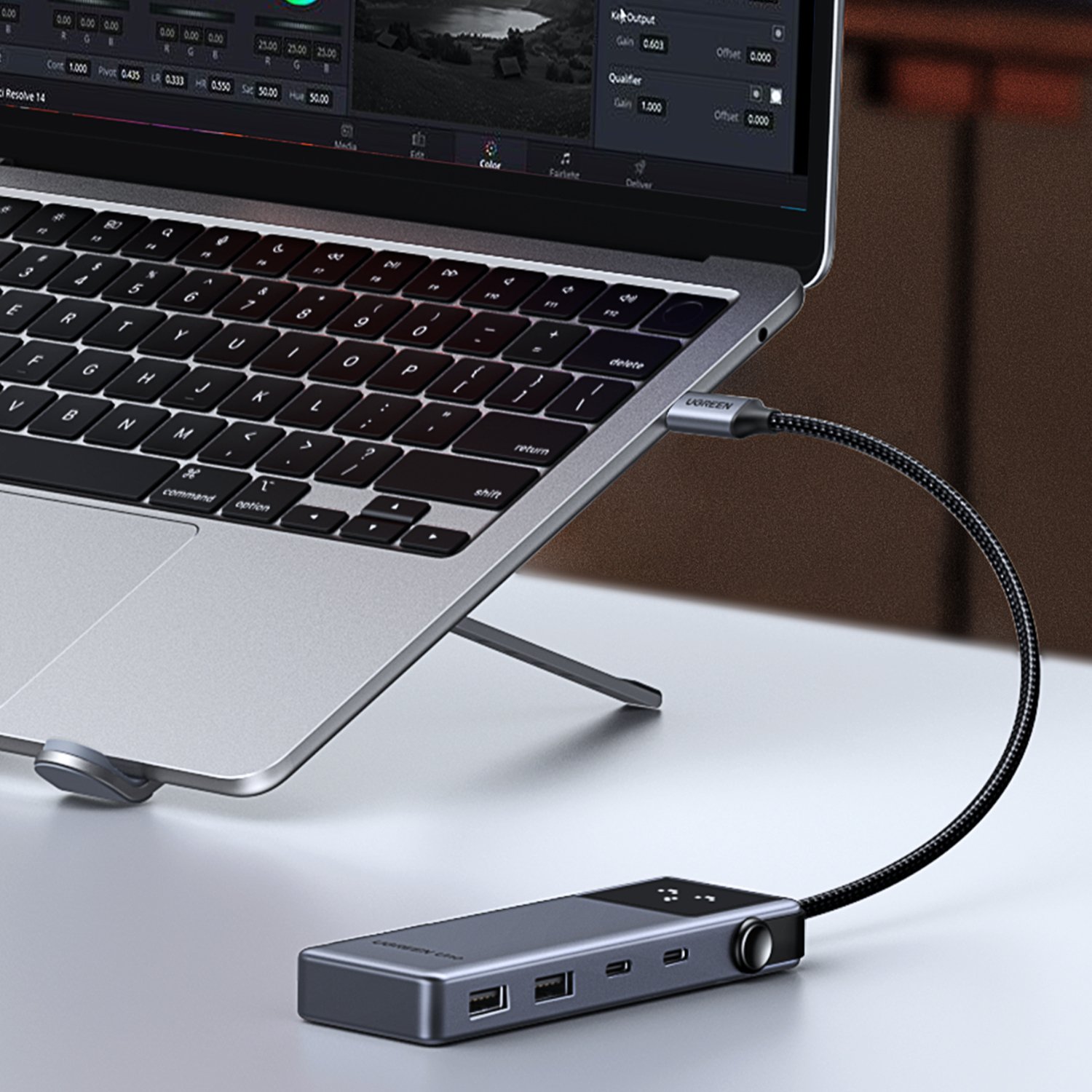 UGreen 6-in-1 Type-C Hub with 4K HDMI, 100W PD and 10Gbps USB Ports – Grey - Image 2